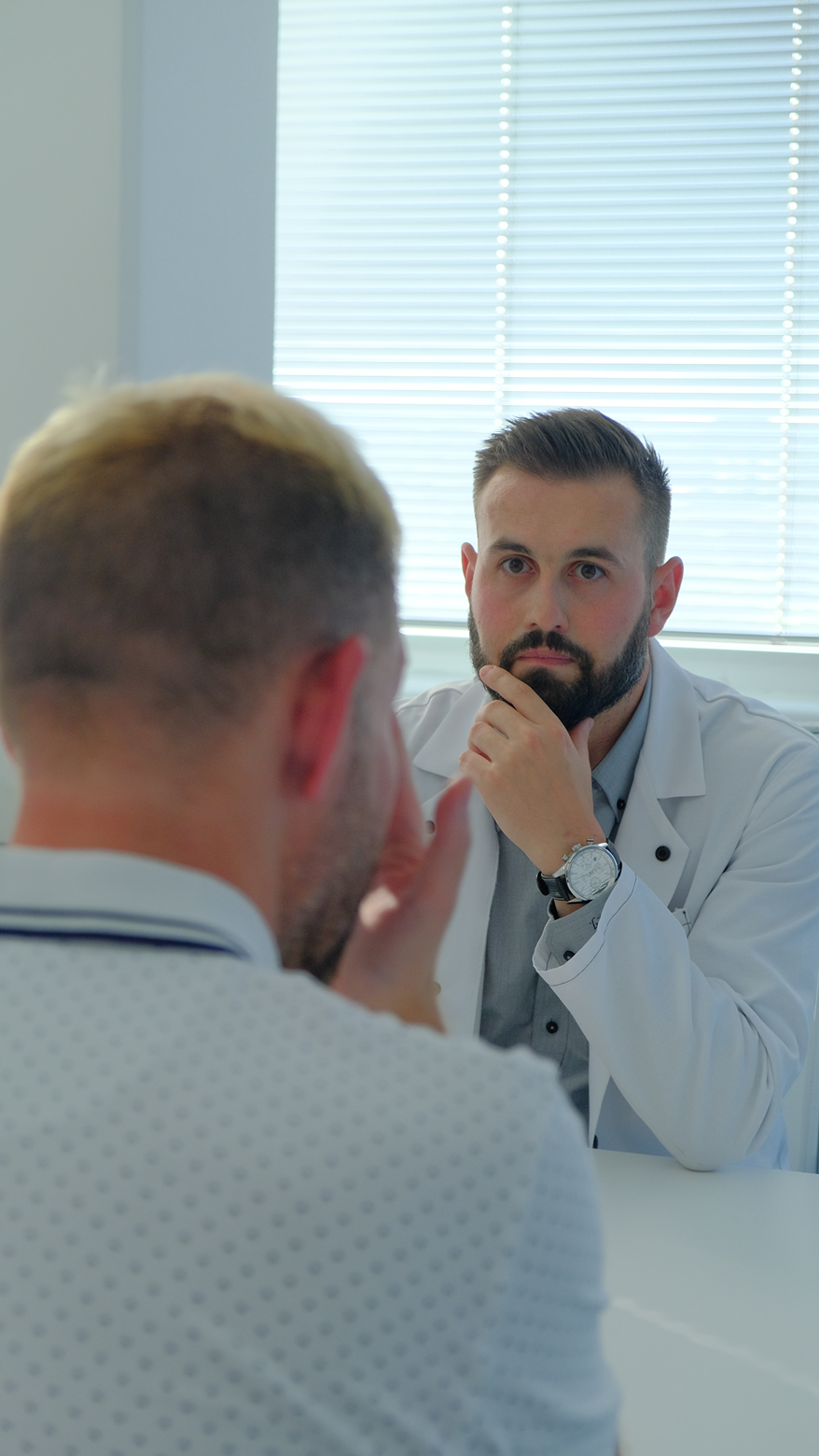 Z vrásek si vrásky nedělejte. Vyhladí je botox
